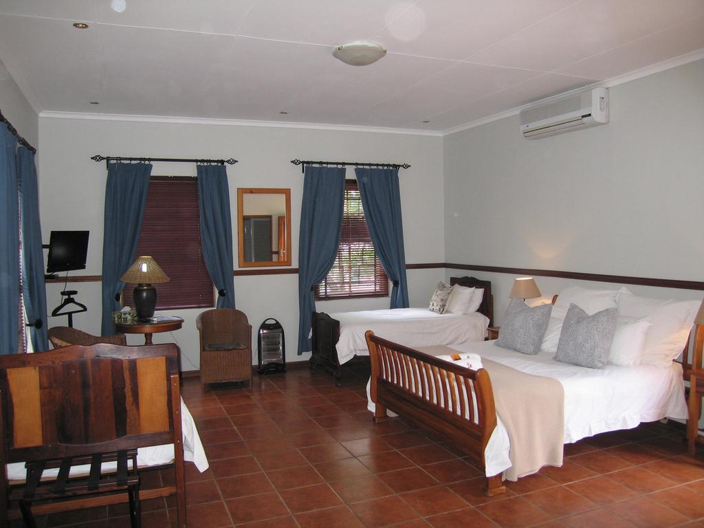 Beaufort Manor Country Lodge Beaufort West Exterior foto